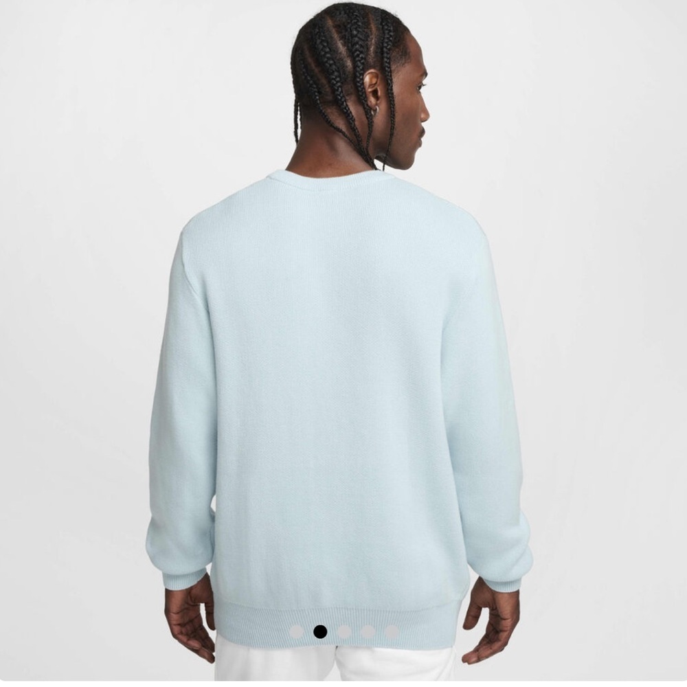 NWOT men’s NIKE crewneck sweater, light blue perfect condition! Size small - Picture 4 of 9
